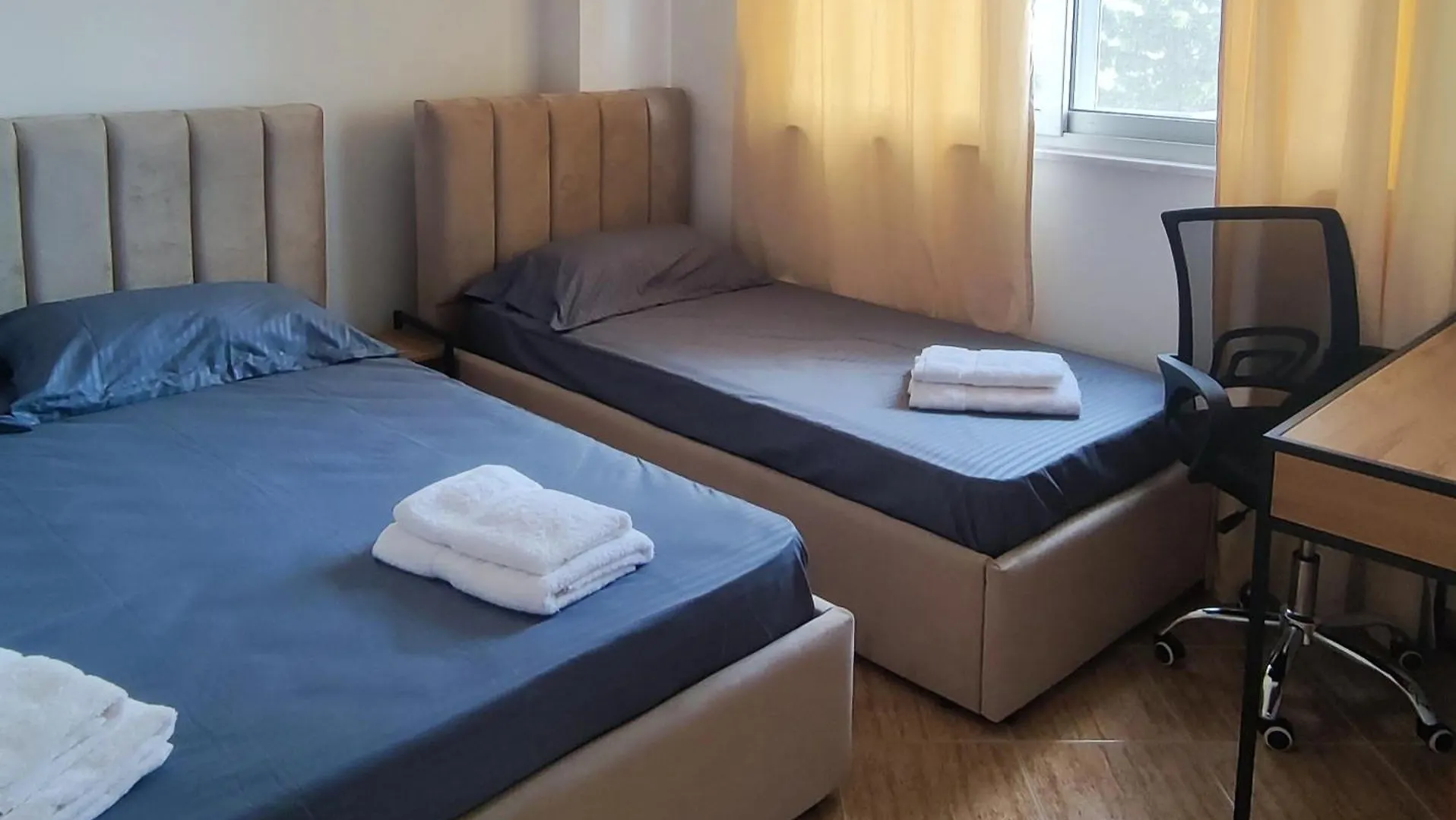 Apartments Budapest Durrës